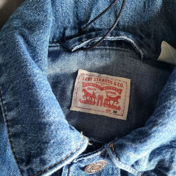 Levi's Denim Coveralls Womens Sz Xsmall Overall Blue Long Sleeve Snap Button Nwt - Picture 3 of 9